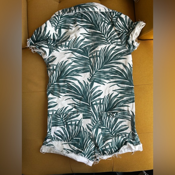 Range Romper in Oasis Palm 🌴 - Picture 5 of 9